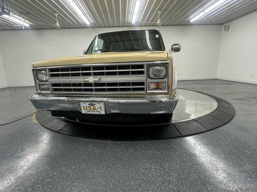 1985 Chevrolet Pickup Truck Base