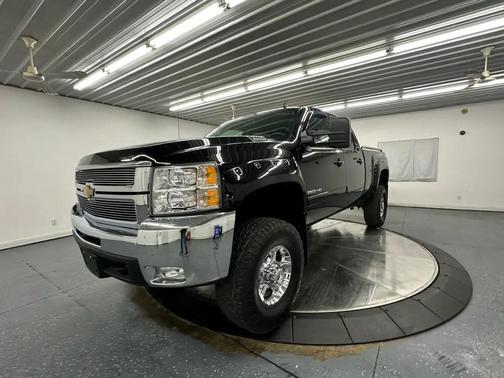 Black 2008 Chevrolet Silverado 2500 LT H/D
