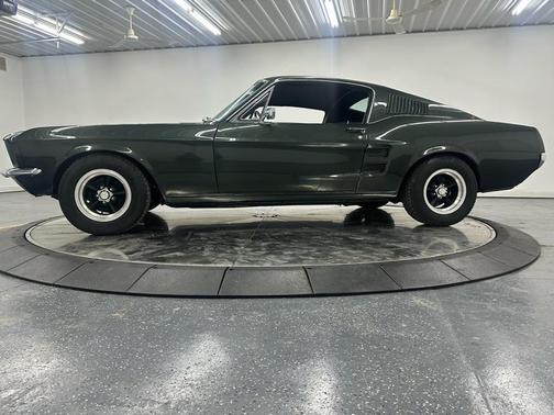 1967 Ford Mustang Base