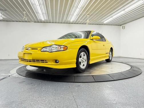 Yellow 2002 Chevrolet Monte Carlo SS