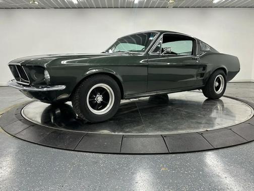 Green 1967 Ford Mustang Base