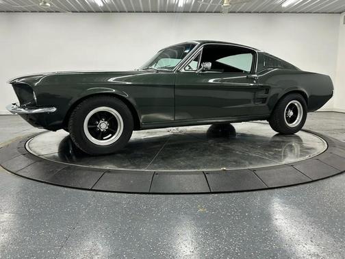 Green 1967 Ford Mustang Base