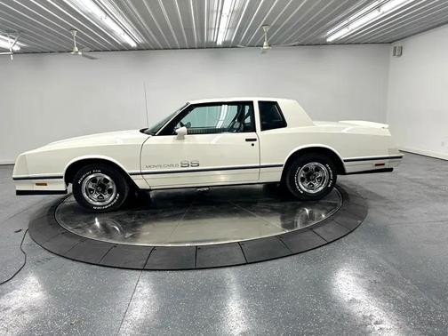 1983 Chevrolet Monte Carlo 2dr Coupe Sport SS