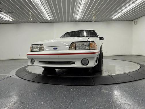 White 1989 Ford Mustang GT