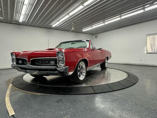 1967 Pontiac GTO 