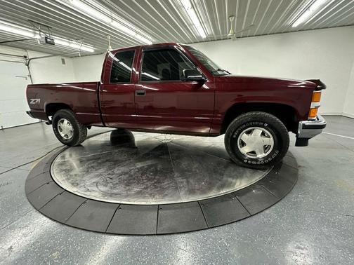 1997 Chevrolet 1500 Ext. Cab 6.5-ft. Bed 4WD