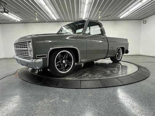 1984 Chevrolet C10/K10 Regular Cab 2WD