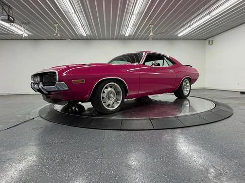 Pink 1970 Dodge Challenger Base