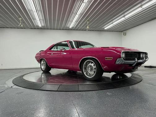 Pink 1970 Dodge Challenger Base