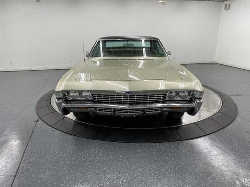 1968 Chevrolet Impala Base