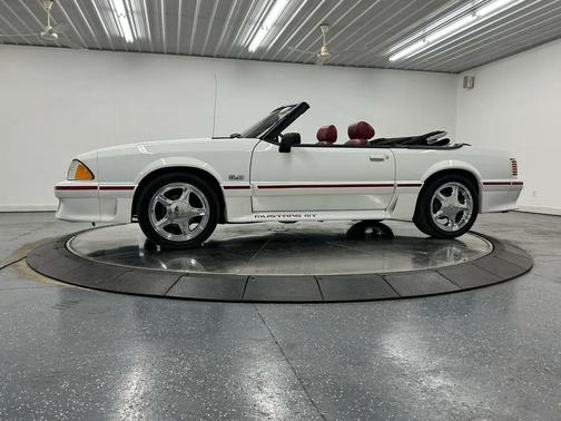 1988 Ford Mustang GT