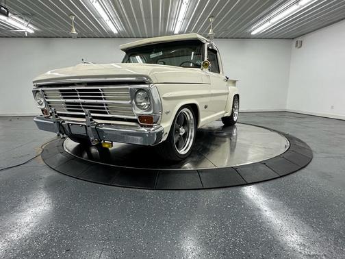 1969 Ford F100 Base