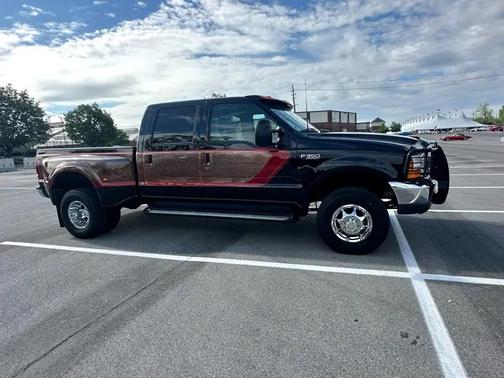 2000 Ford F-350 Lariat