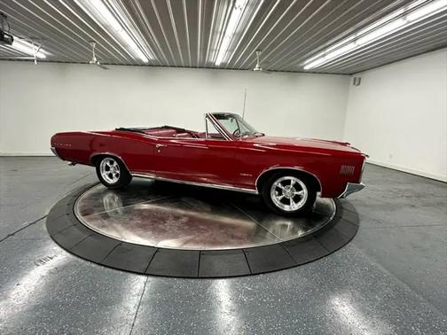 1966 Pontiac LeMans 