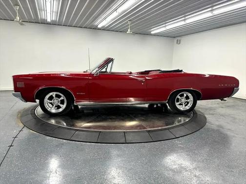 1966 Pontiac LeMans 