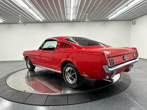1965 Ford Mustang GT
