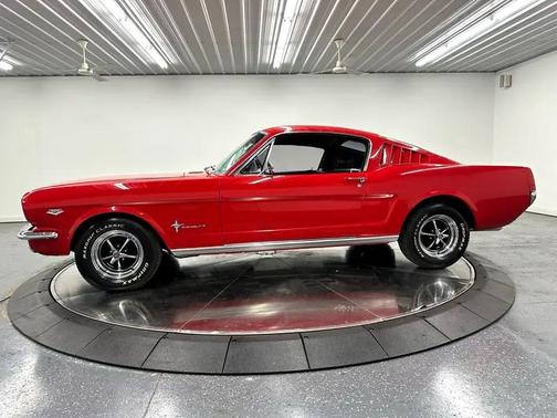 1965 Ford Mustang GT