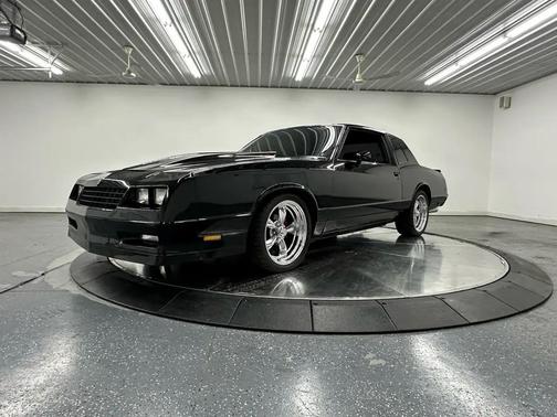Black 1985 Chevrolet Monte Carlo 2dr Coupe Sport SS