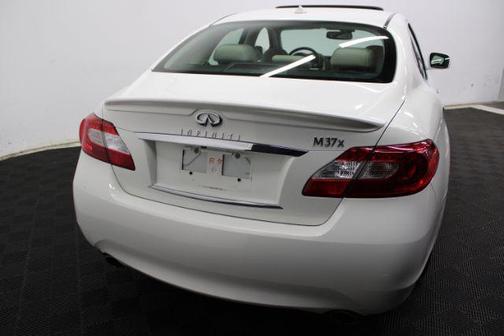 2012 INFINITI M37x Base