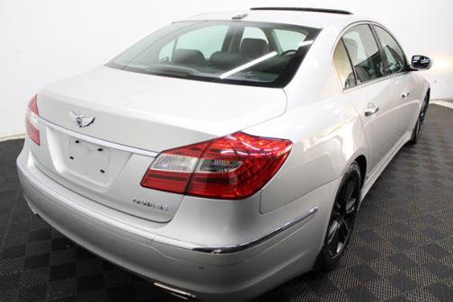 2012 Hyundai Genesis 3.8