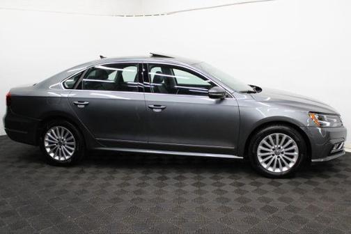 2017 Volkswagen Passat 1.8T SE