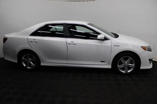 2014 Toyota Camry Hybrid XLE