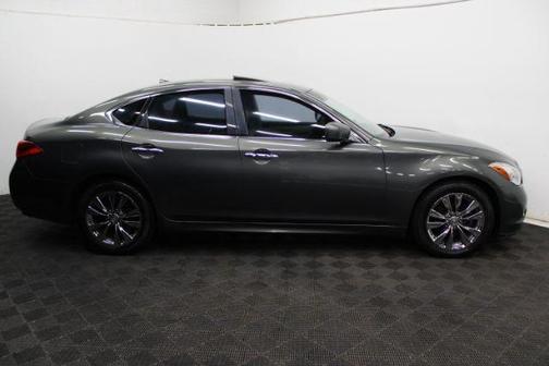 2012 INFINITI M56x Base