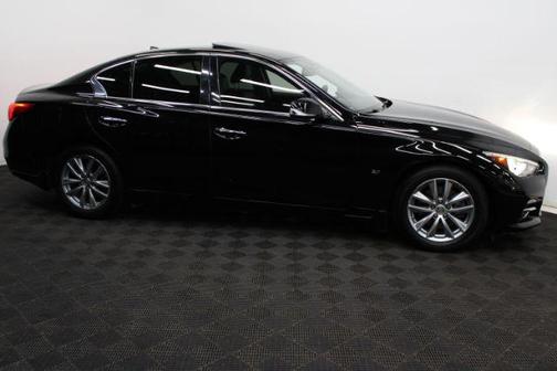 2015 INFINITI Q50 Premium