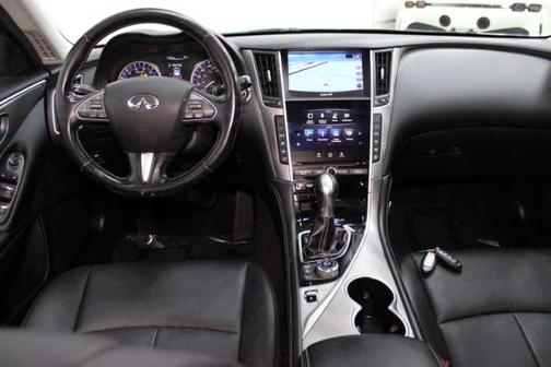 2015 INFINITI Q50 Premium