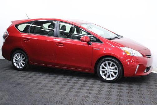 2013 Toyota Prius v Five