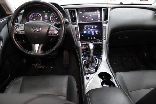 2015 INFINITI Q50 Premium