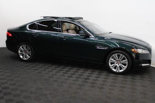 2016 Jaguar XF 35t Premium