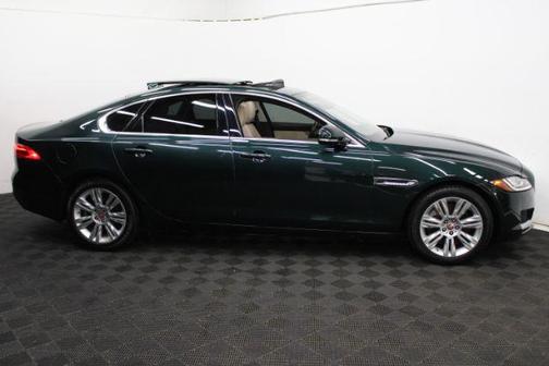 2016 Jaguar XF 35t Premium