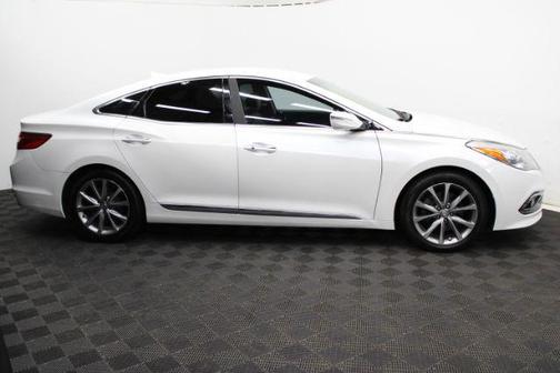 2016 Hyundai Azera Base