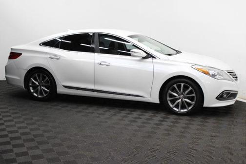 2016 Hyundai Azera Base