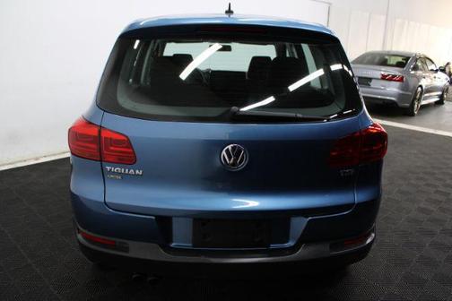 2018 Volkswagen Tiguan Limited 2.0T