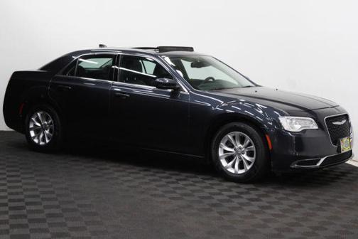 2016 Chrysler 300 Limited