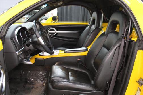 2004 Chevrolet SSR Base