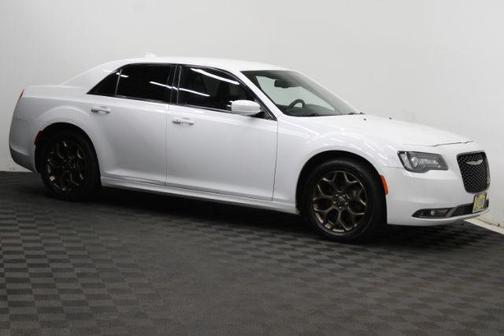 2016 Chrysler 300 S