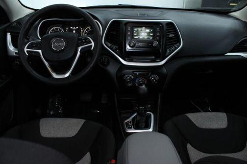 2014 Jeep Cherokee Sport