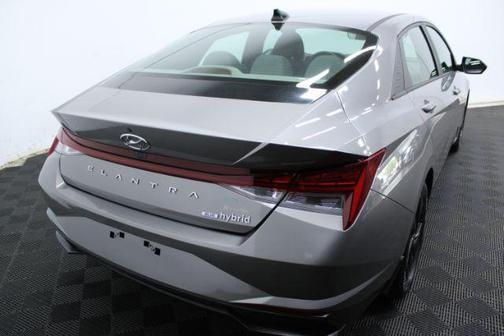 2022 Hyundai ELANTRA HEV Blue