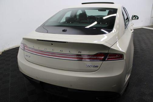 2016 Lincoln MKZ Base