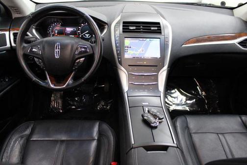 2016 Lincoln MKZ Base