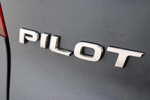 2017 Honda Pilot EX