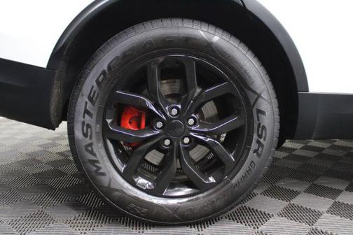 2020 Land Rover Discovery SE