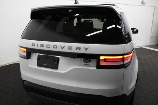 2020 Land Rover Discovery SE