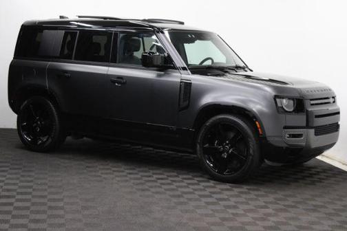 2025 Land Rover Defender 110 V8