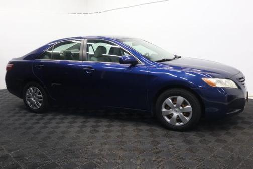 Photo 4 of 22 of 2007 Toyota Camry LE