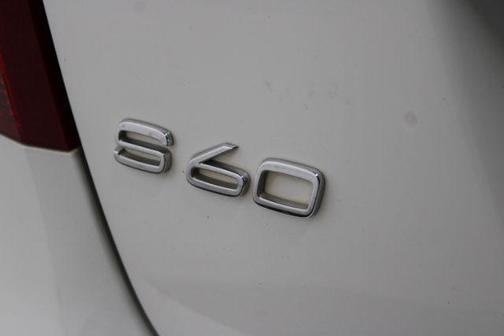 2018 Volvo S60 T5 Dynamic