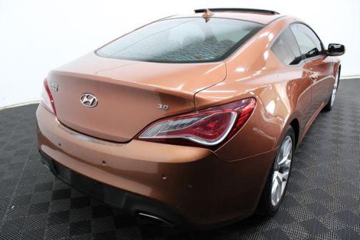 2013 Hyundai Genesis Coupe 3.8 Grand Touring